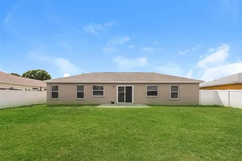8157 Bristol Bay Avenue Lakeland FL 33810