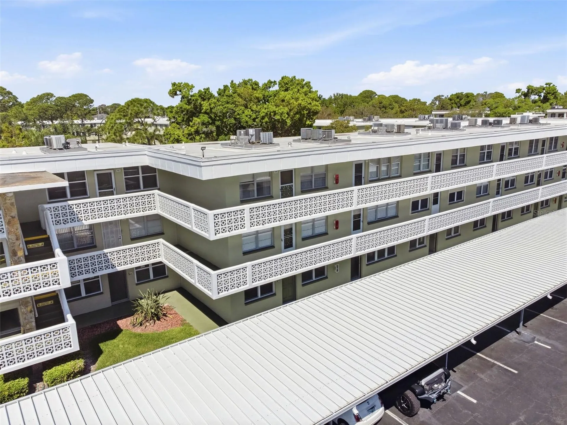 4890 Bay Street NE St Petersburg FL 33703
