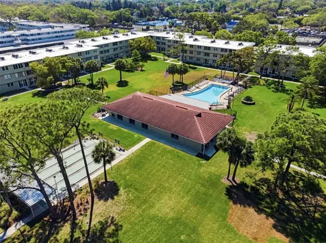 4890 Bay Street NE St Petersburg FL 33703