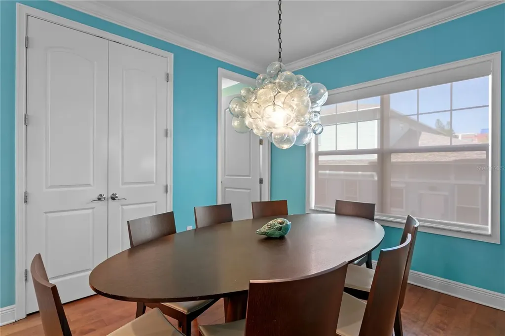 412 Regent Lane N St Petersburg FL 33701