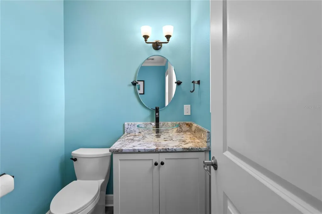 412 Regent Lane N St Petersburg FL 33701