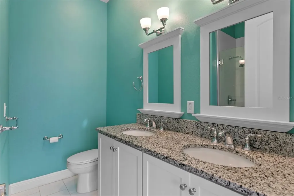 412 Regent Lane N St Petersburg FL 33701