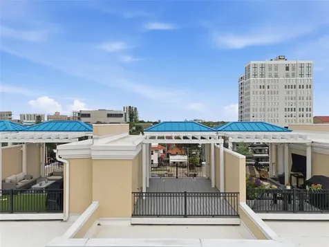 412 Regent Lane N St Petersburg FL 33701