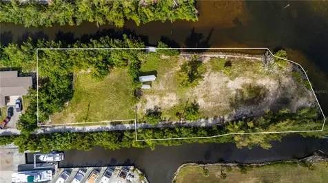 6141 Elliott Street Punta Gorda FL 33950