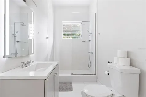 56 Calle F Krug Condado San Juan PR 00907
