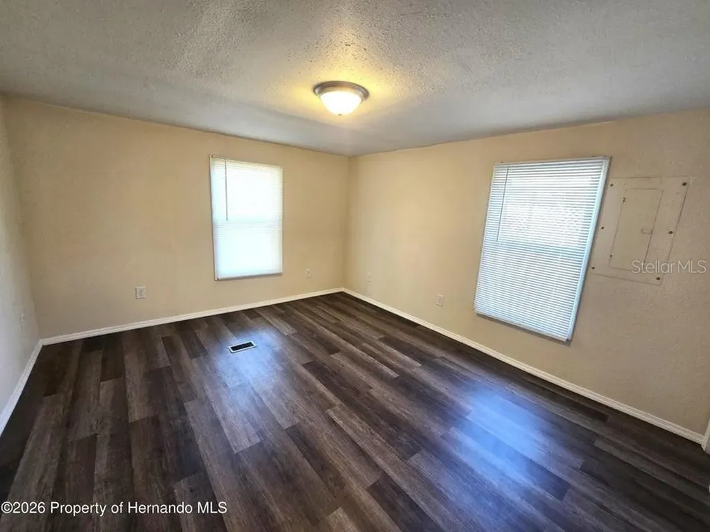 7338 First Loop Avenue Brooksville FL 34613