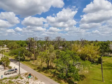 W Cowles Street Englewood FL 34223