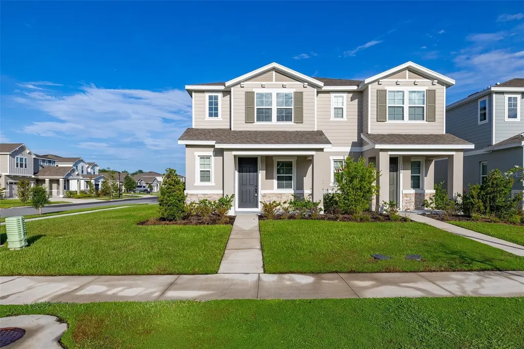 1528 Erin Breeze Lane Kissimmee FL 34744