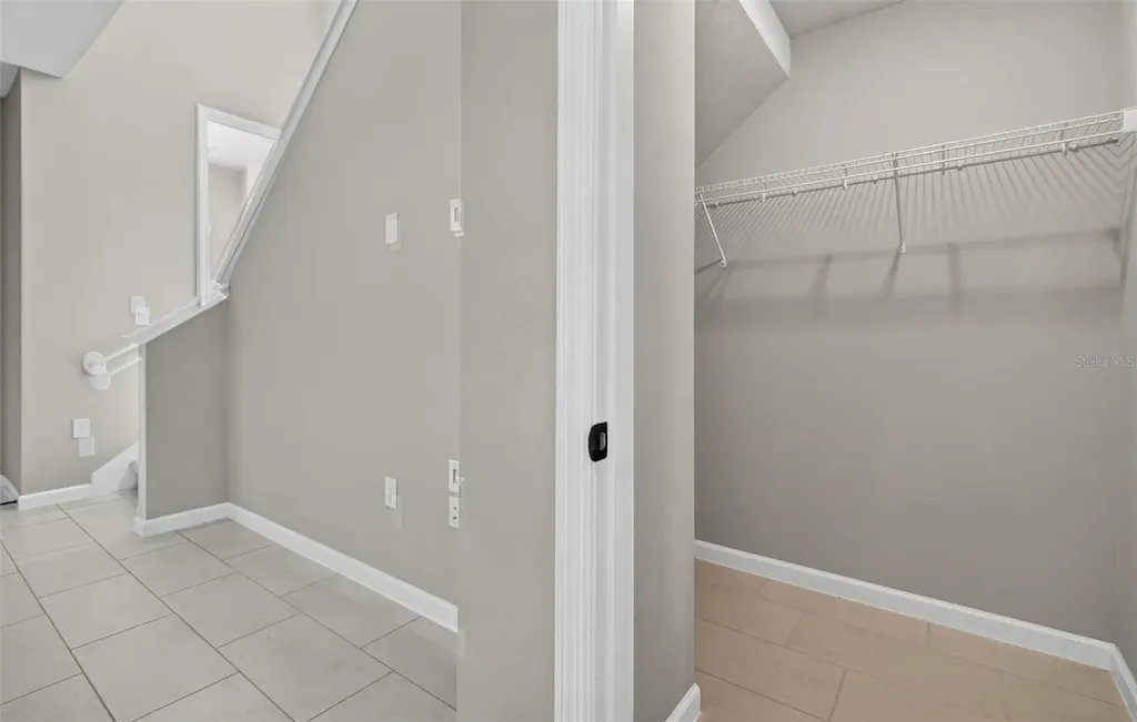 1528 Erin Breeze Lane Kissimmee FL 34744