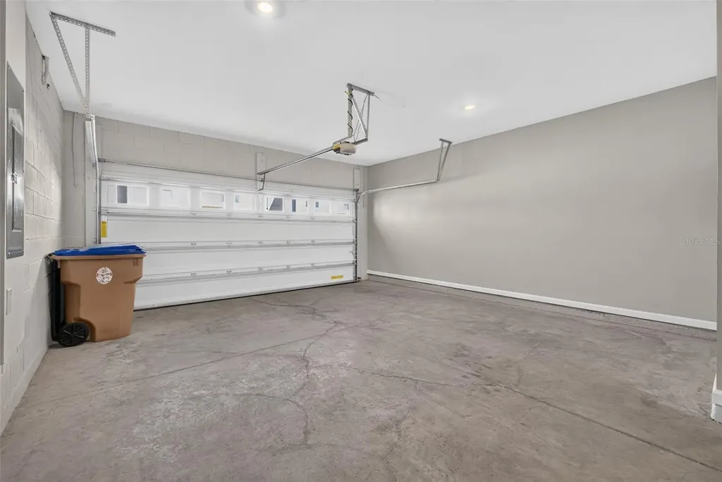 1528 Erin Breeze Lane Kissimmee FL 34744