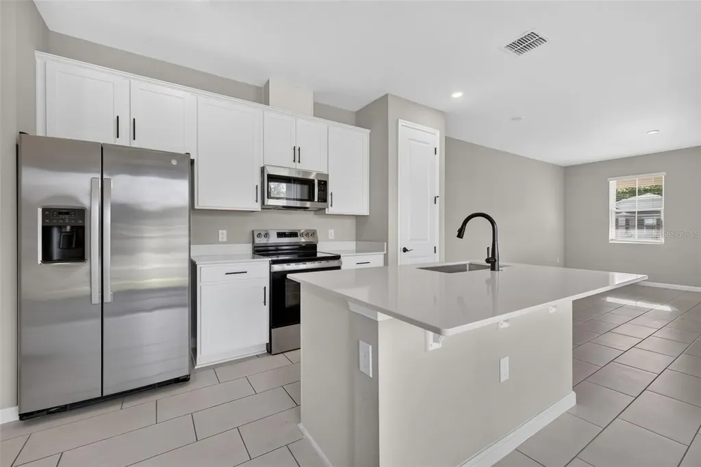1528 Erin Breeze Lane Kissimmee FL 34744
