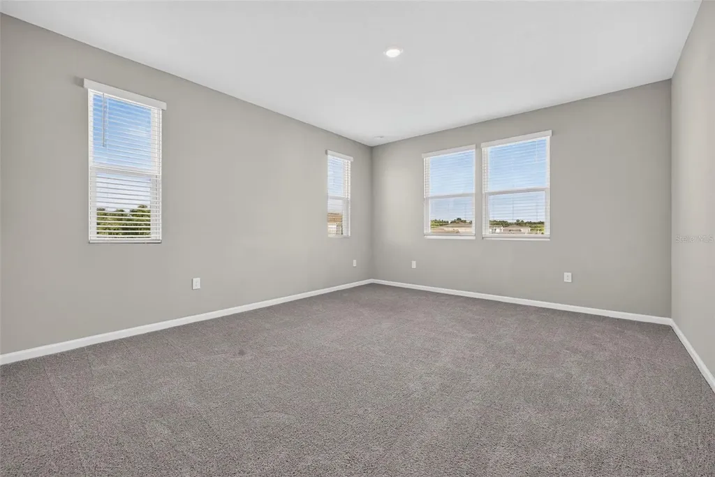 1528 Erin Breeze Lane Kissimmee FL 34744