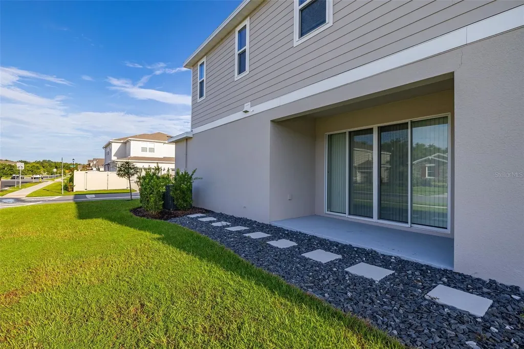 1528 Erin Breeze Lane Kissimmee FL 34744