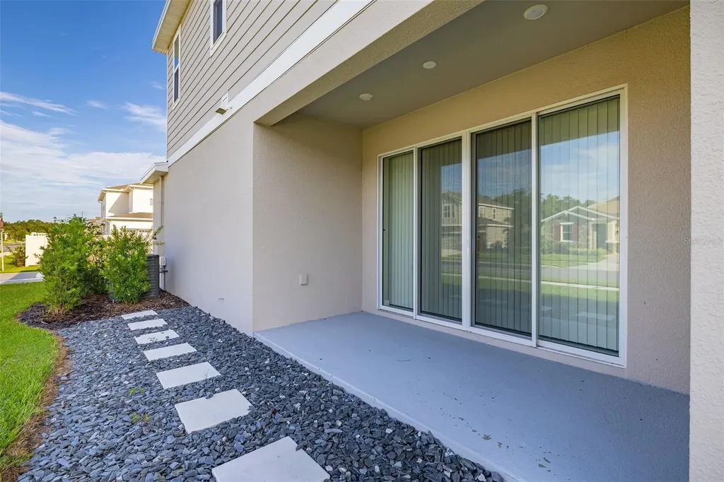 1528 Erin Breeze Lane Kissimmee FL 34744