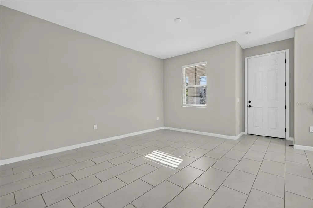 1528 Erin Breeze Lane Kissimmee FL 34744