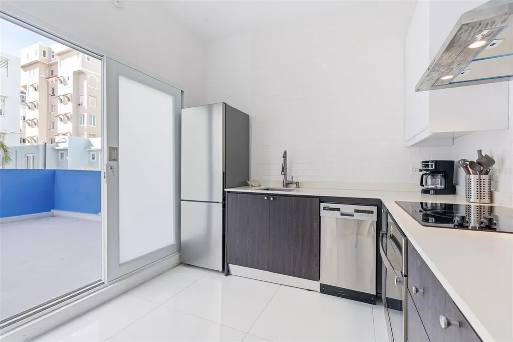 56 Calle F Krug Condado San Juan PR 00907