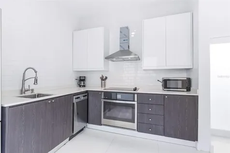 56 Calle F Krug Condado San Juan PR 00907