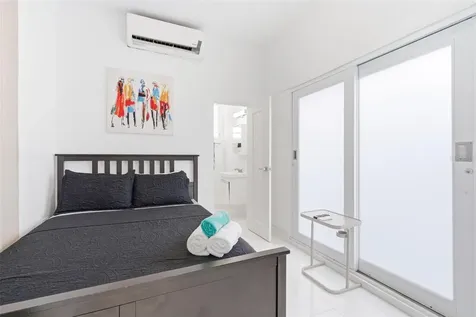 56 Calle F Krug Condado San Juan PR 00907