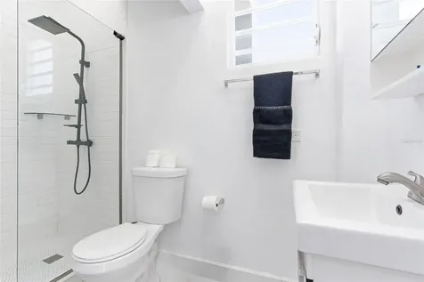 56 Calle F Krug Condado San Juan PR 00907