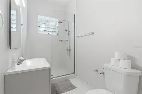 56 Calle F Krug Condado San Juan PR 00907