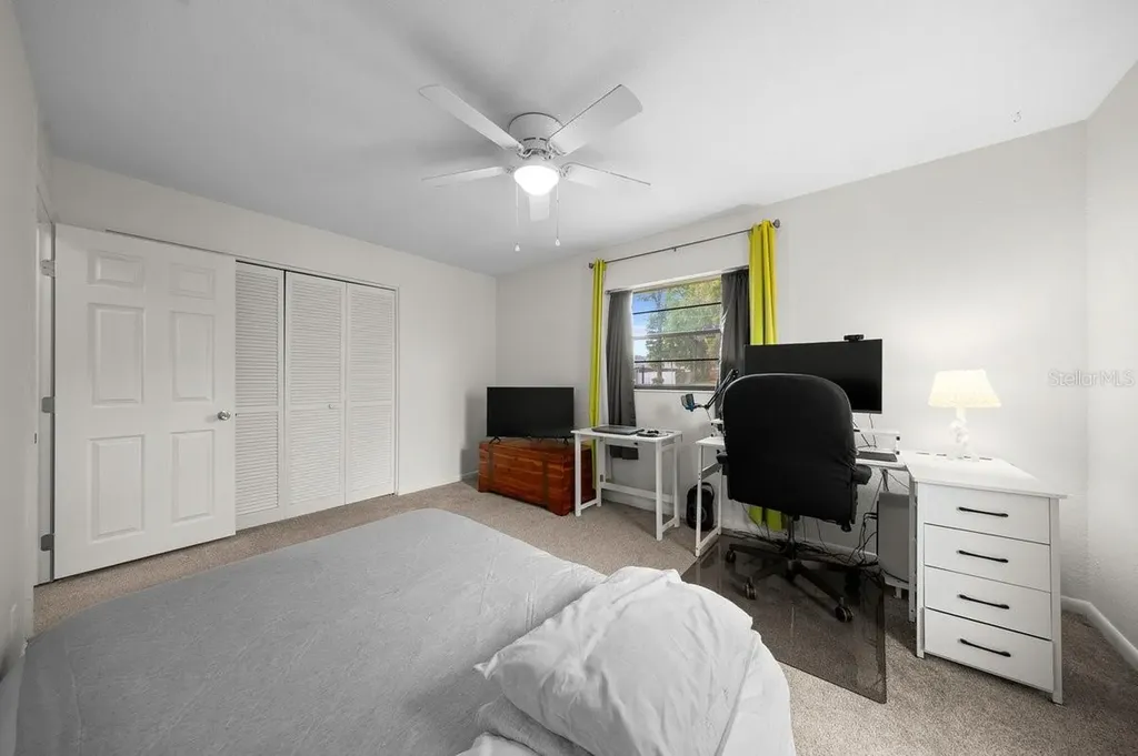 2043 NE 43rd Street Ocala FL 34479