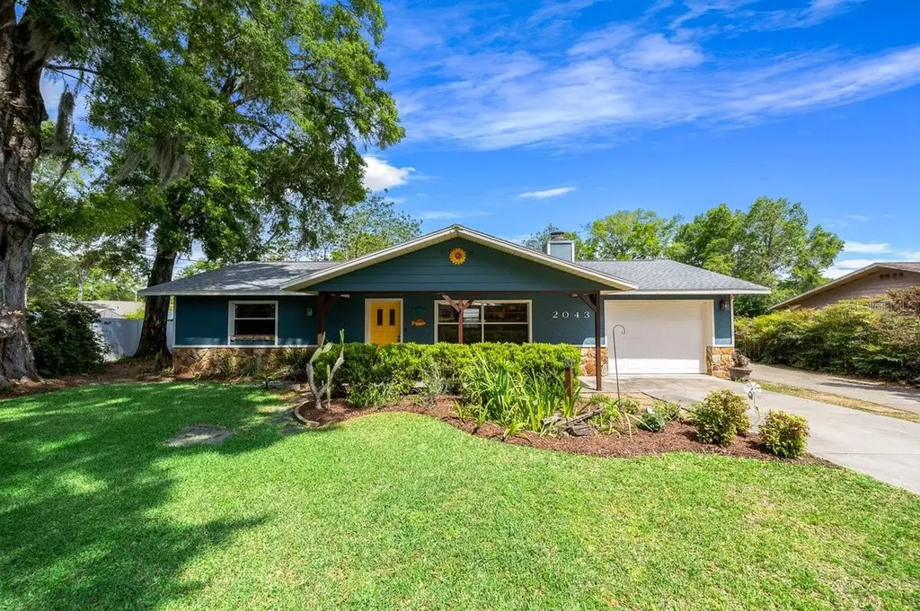 2043 NE 43rd Street Ocala FL 34479