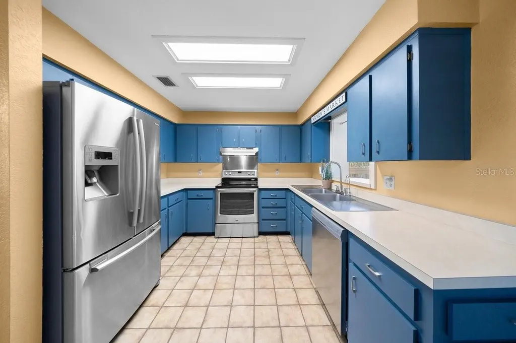 2043 NE 43rd Street Ocala FL 34479