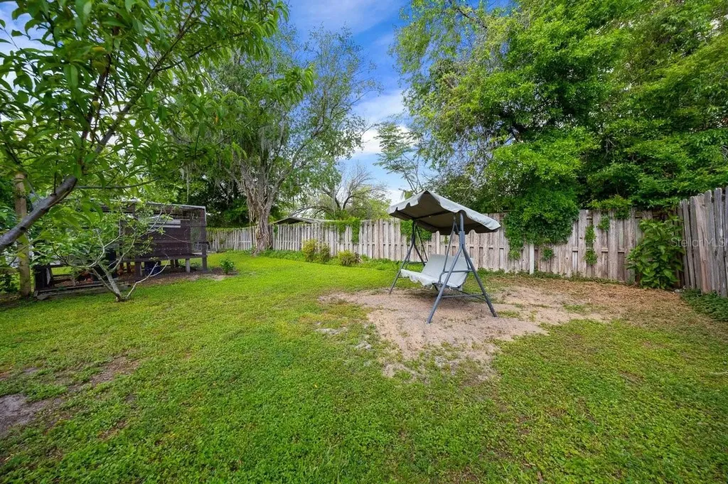 2043 NE 43rd Street Ocala FL 34479