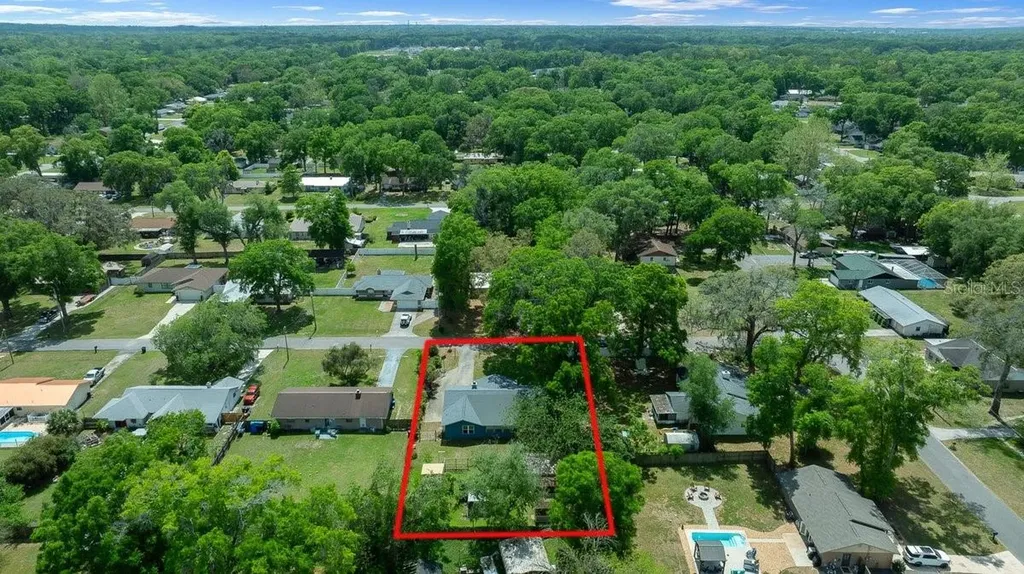 2043 NE 43rd Street Ocala FL 34479