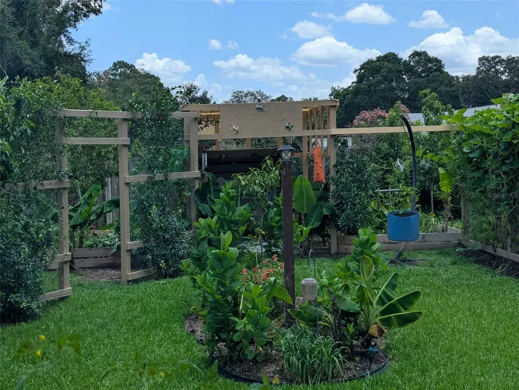2043 NE 43rd Street Ocala FL 34479