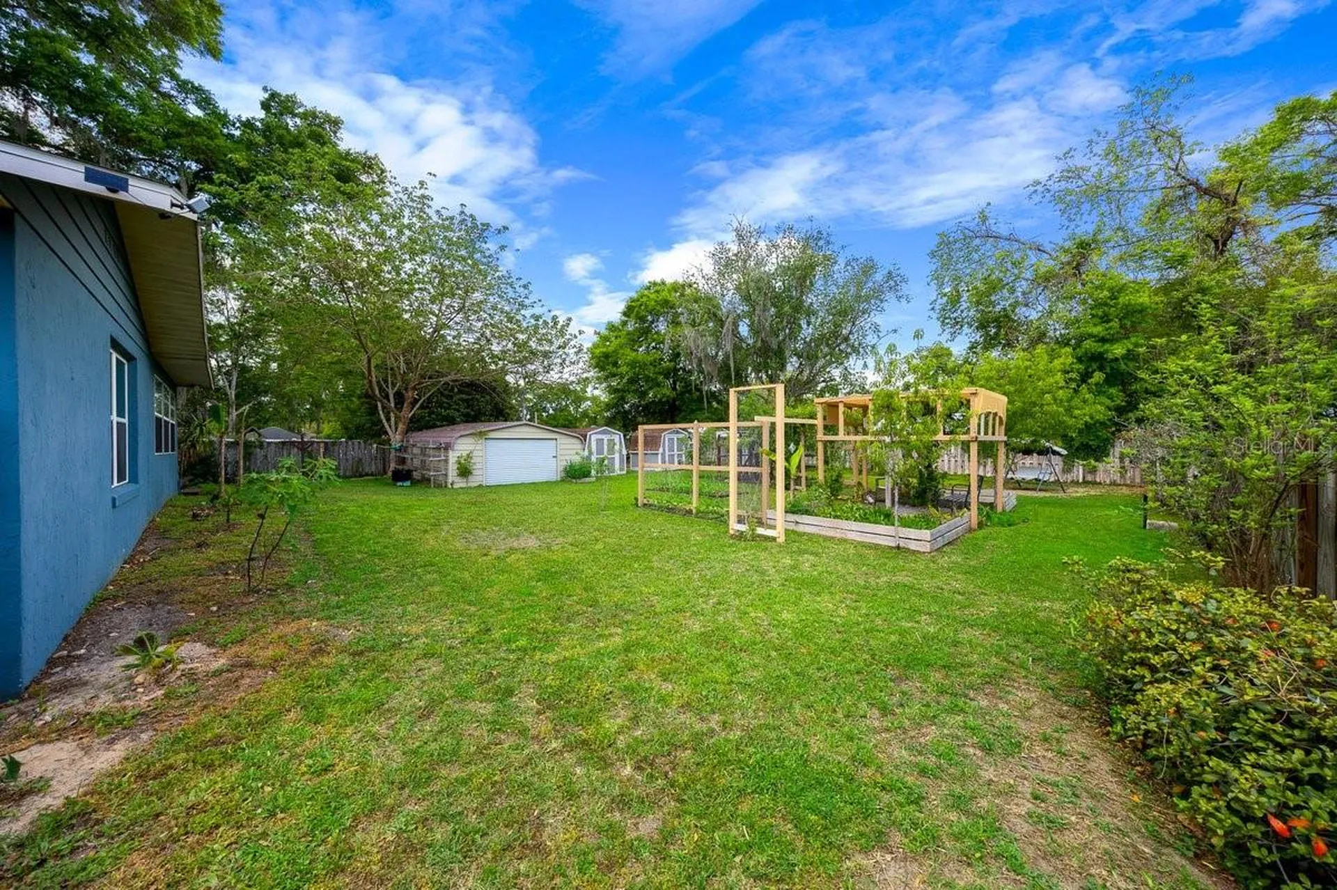 2043 NE 43rd Street Ocala FL 34479
