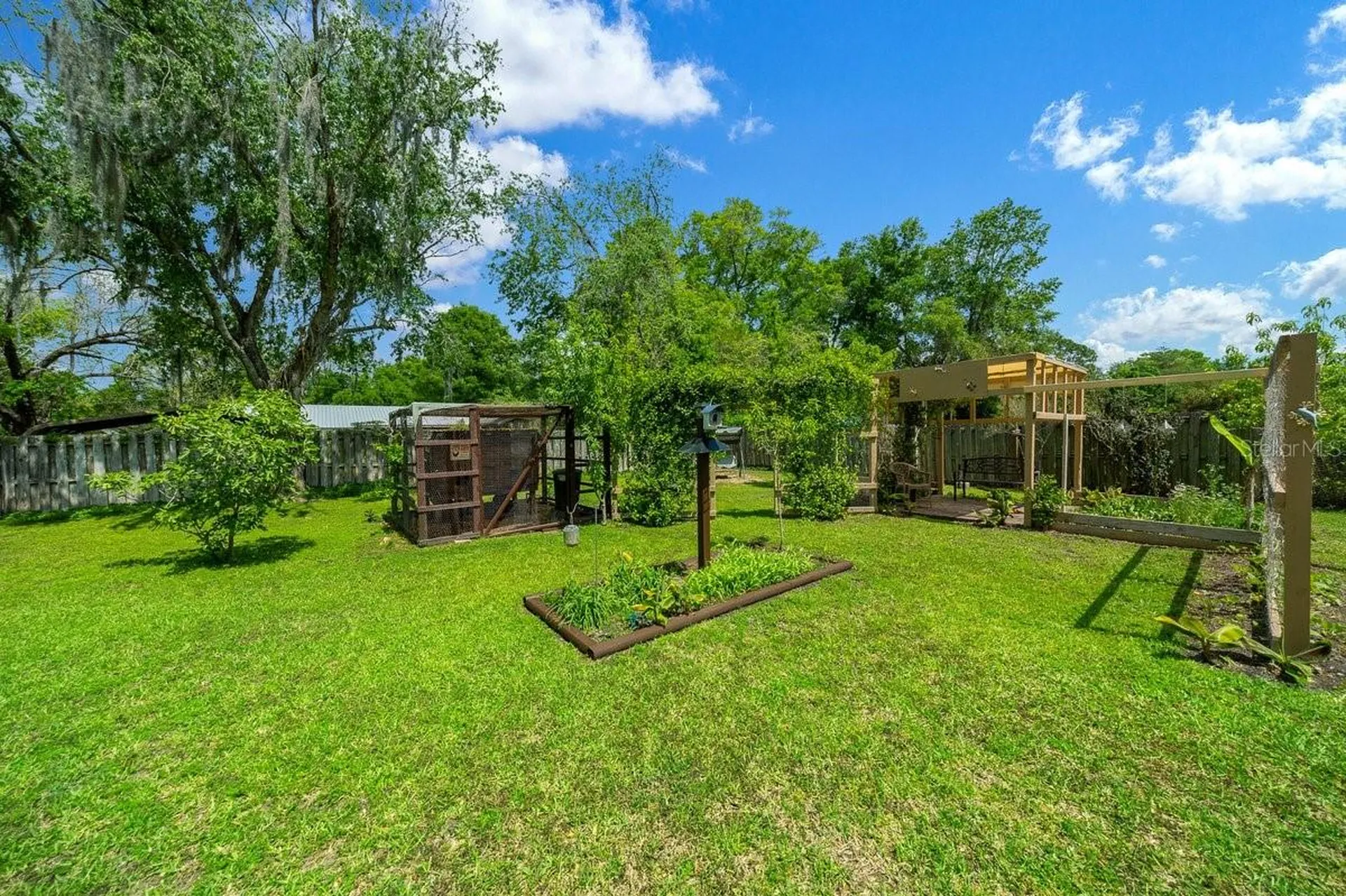 2043 NE 43rd Street Ocala FL 34479