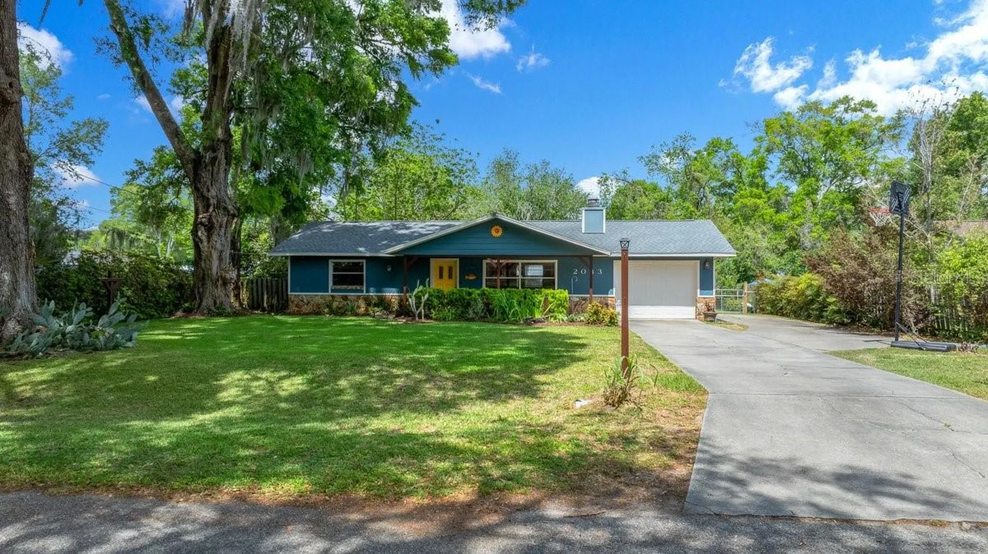 2043 NE 43rd Street Ocala FL 34479