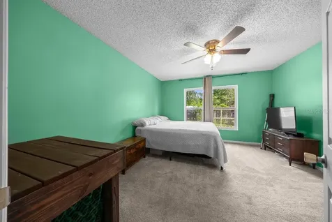 2043 NE 43rd Street Ocala FL 34479