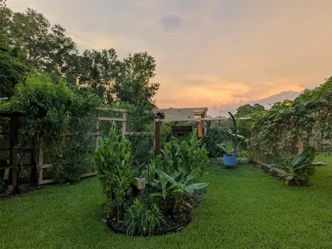 2043 NE 43rd Street Ocala FL 34479