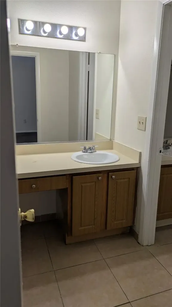 4401 S Semoran Boulevard Orlando FL 32822