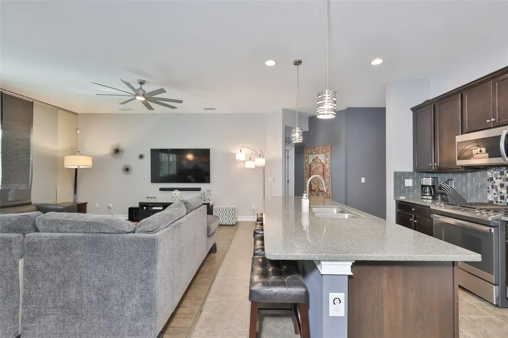 6707 Park Strand Drive Apollo Beach FL 33572