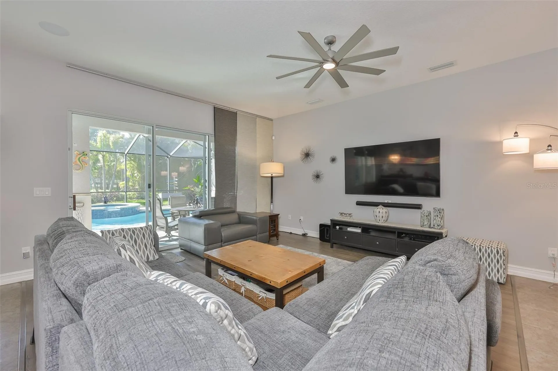 6707 Park Strand Drive Apollo Beach FL 33572