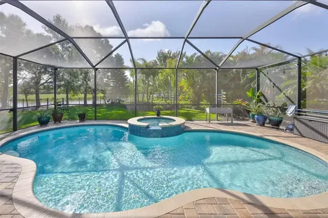 6707 Park Strand Drive Apollo Beach FL 33572
