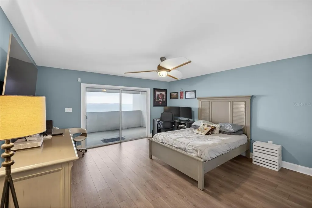 4141 Bayshore Boulevard Tampa FL 33611