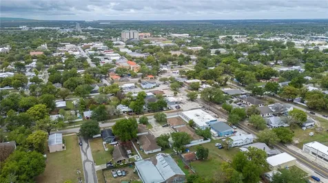210 S Orange Avenue Bartow FL 33830