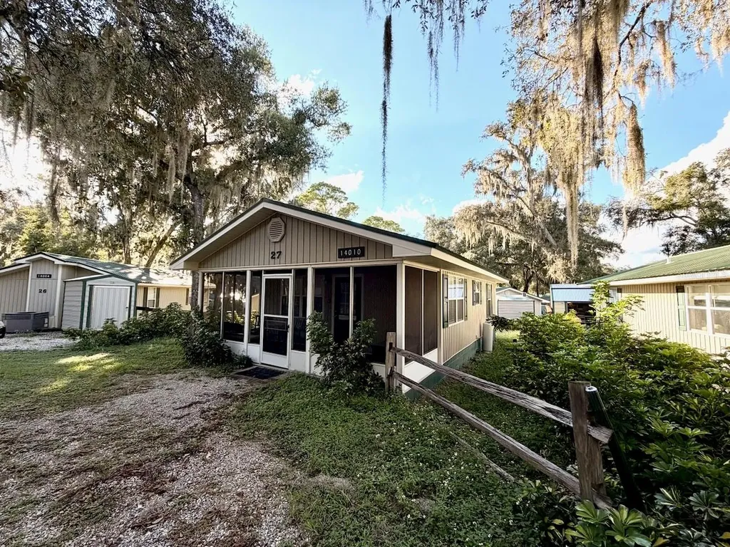 14010 NE 250th Circle Salt Springs FL 32134
