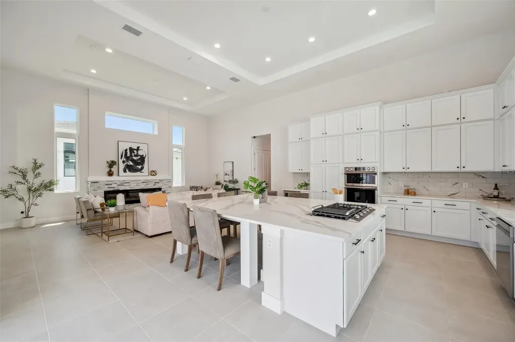 5932 Red Mangrove Lane Bradenton FL 34210