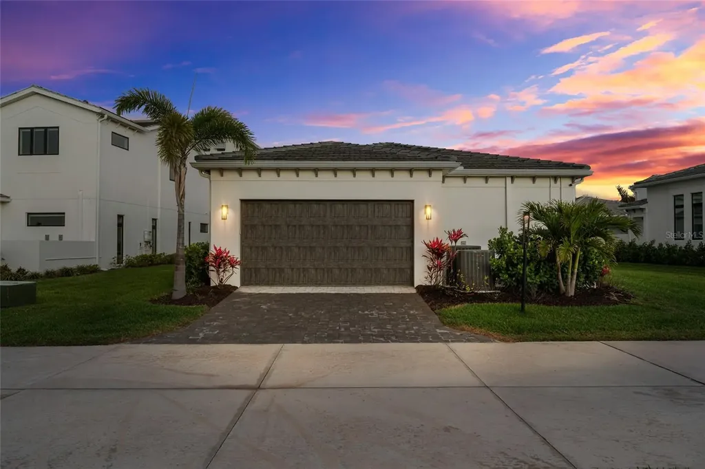 5932 Red Mangrove Lane Bradenton FL 34210