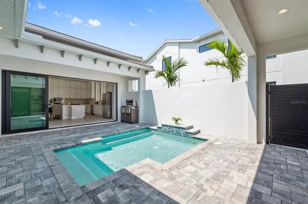 5932 Red Mangrove Lane Bradenton FL 34210