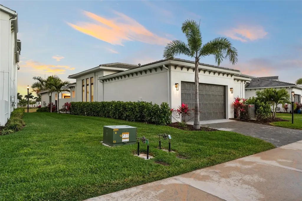 5932 Red Mangrove Lane Bradenton FL 34210