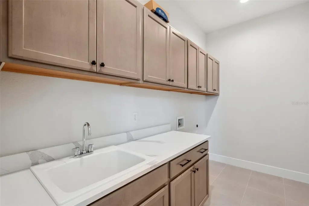 5932 Red Mangrove Lane Bradenton FL 34210