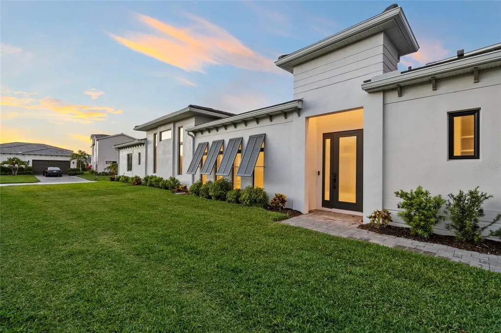 5932 Red Mangrove Lane Bradenton FL 34210