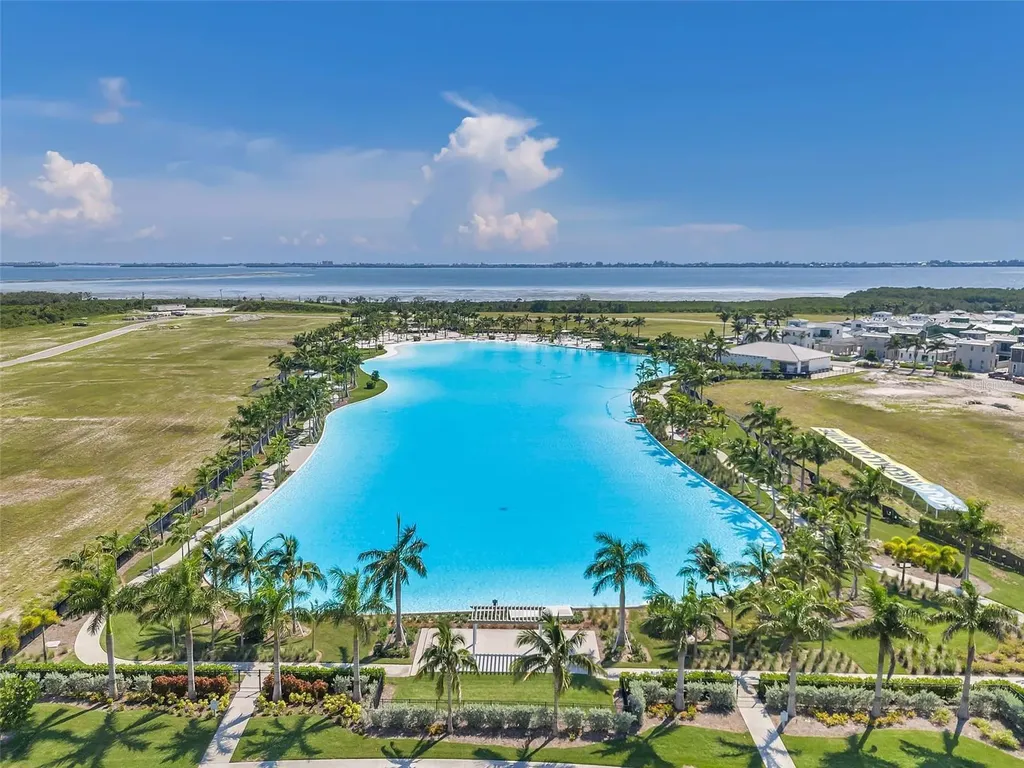 5932 Red Mangrove Lane Bradenton FL 34210