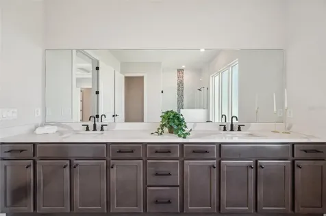 5932 Red Mangrove Lane Bradenton FL 34210